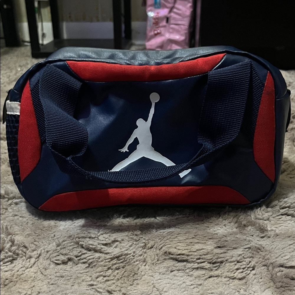 Jordan Navy and Red lunch box